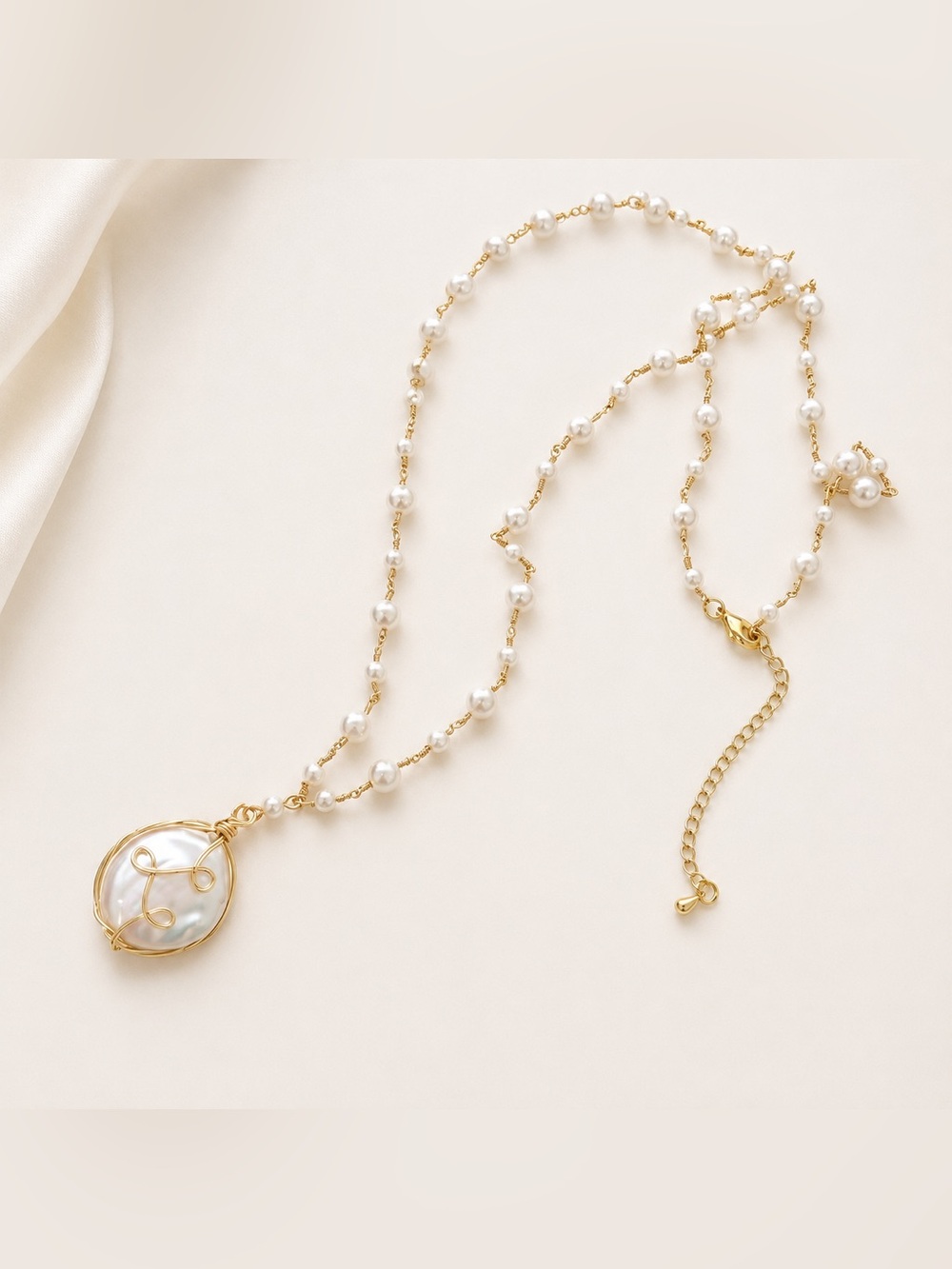Baroque Pearl Pendant Long Necklace Gold Tone - Picture 2 of 6